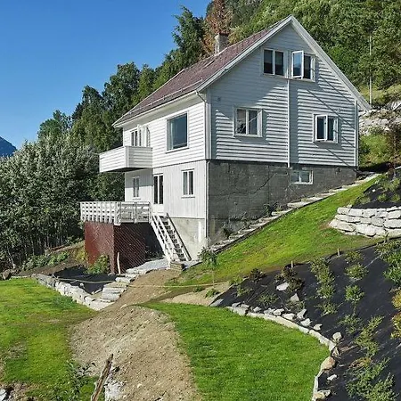 Sogndalsfjora Sleeps 6 Wifi Sogndal