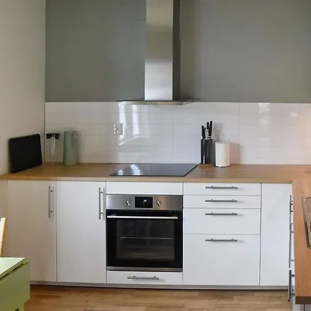 Sogndalsfjora Sleeps 6 Wifi *